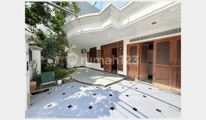 Nice & Strategic House, Near Superindo, Pondok Nirwana, Sby