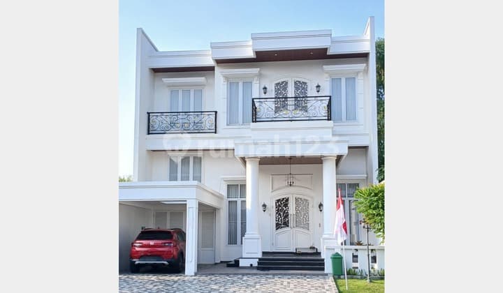 Rumah Semi Furnished, Bagus, Strategis di Pakuwon Indah, Surabaya
