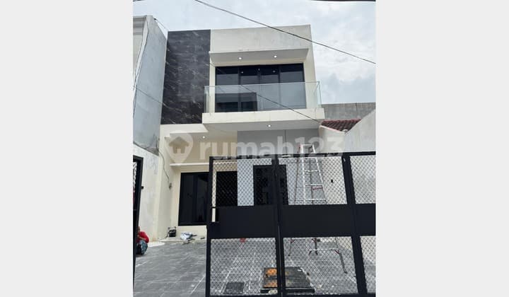 Termurah New House di Darmo Surabaya Barat 1M An