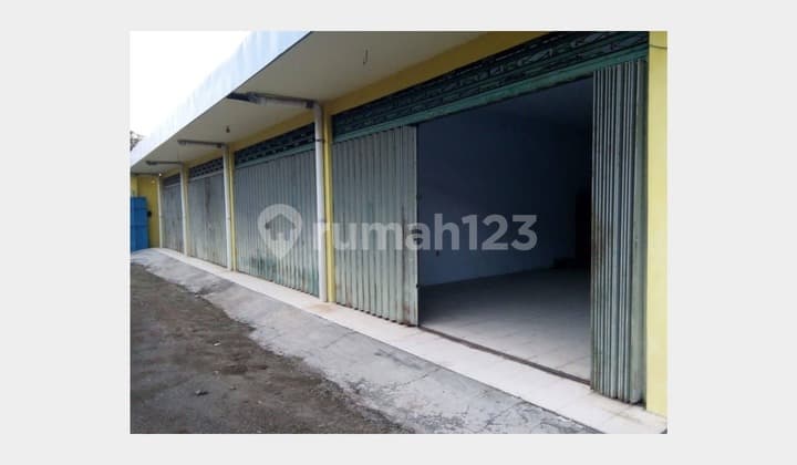 Gudang Lokasi Super Strategis, Dekat Alun-Alun Kota Jombang