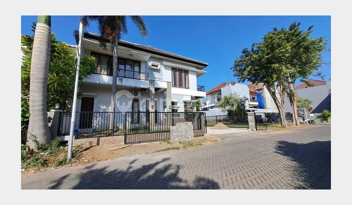 Rumah Bagus 2 Lantai, Strategis Dekat G-Walk, Citraland, Sby