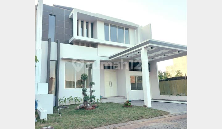 Rumah Baru, Minimalis, Dekat Pakuwon City Mall, Surabaya