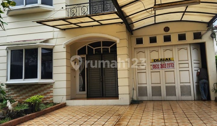 Rumah, SHM, di Lippo Karawaci, Jual Murah
