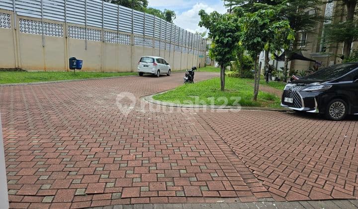 Rumah Split Level Di Cluster Elista, Gading Serpong