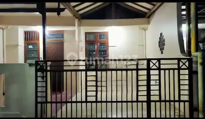 Rumah Siap Huni Di Taman Harapan Baru. Bekasi