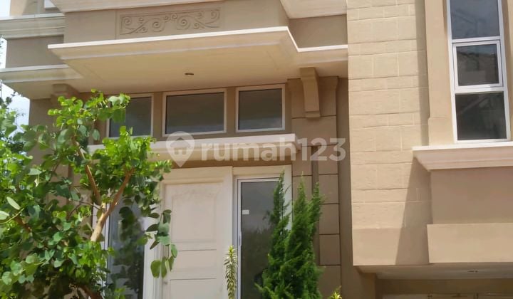 Di Jual Rumah Hoek, Di Cluster Elista Gading Serpong.