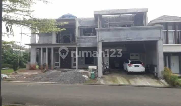Rumah Mewah di Cluster Favorit