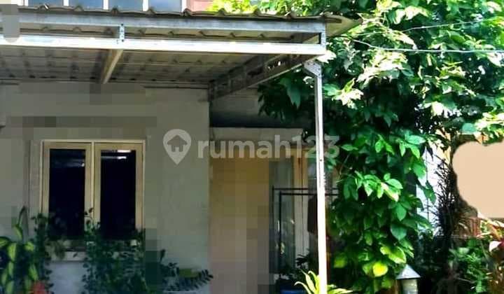 rumah mungil asri di lingkungan yang nyaman dan tenang di Raffles Hills