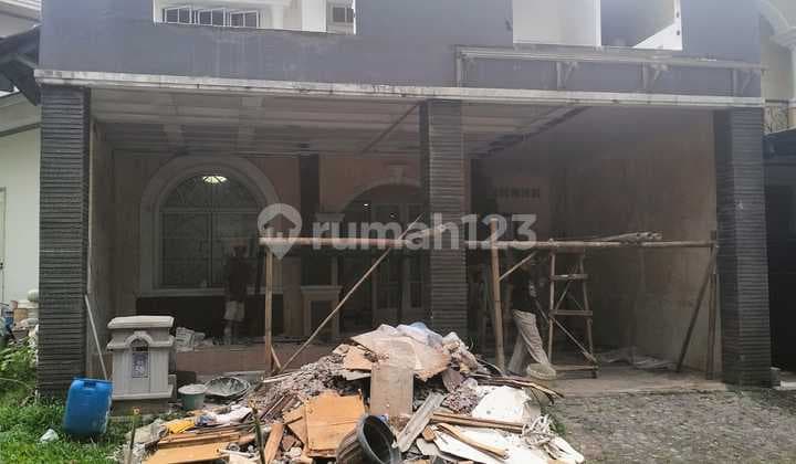 rumah murah luas sedang renovasi terima rapi di Kota Wisata