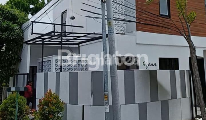 GADING PANTAI Lebar 9 mtr. 2 Lantai HOOK. Depan Taman . HARGA 1M 'AN