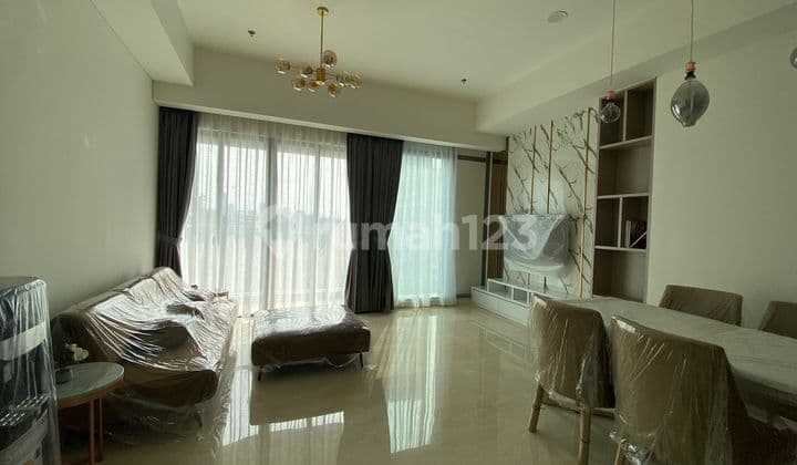 Luxury Condominium 2BR Private Lift View City and Lake 8 Billion