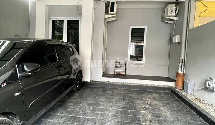 Sektor 7 Gading Serpong Rumah Renovated Semi Furnished 2.3M
