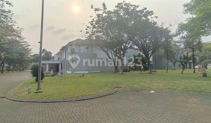 18jt De Park Kavling Hoek Taman 357m2 Selatan-timur-utara