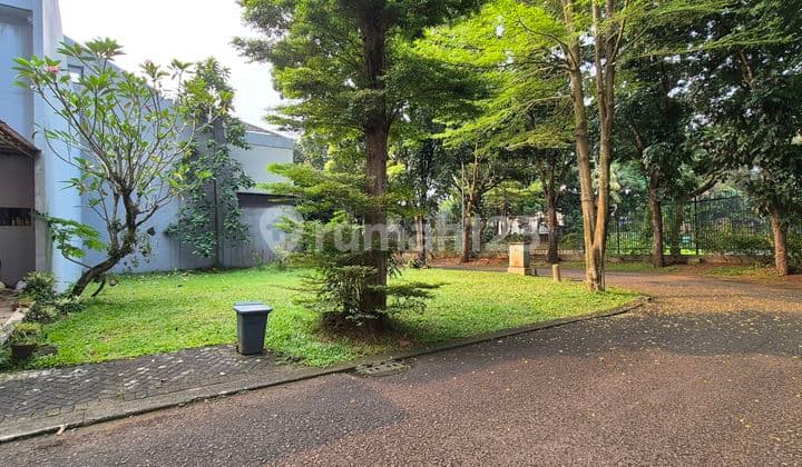 12jt Simplicity Kavling Hoek 218m2 Selatan-timur View Lepas