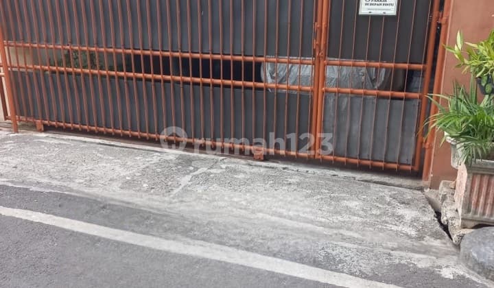 4.4M Bungur Jakpus Runah Hoek 1 Lantai Timur_utara