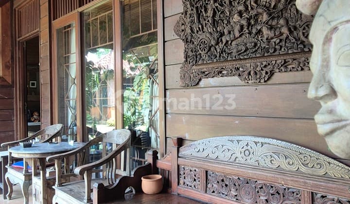 8.5M Cinere Ethnic House, Land Count Contour Hilly