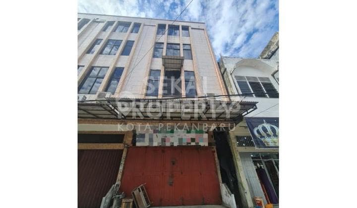 Dijual 1 unit ruko tepi Jalan Lokasi Jendral Sudirman tengah kota Pekanbaru
