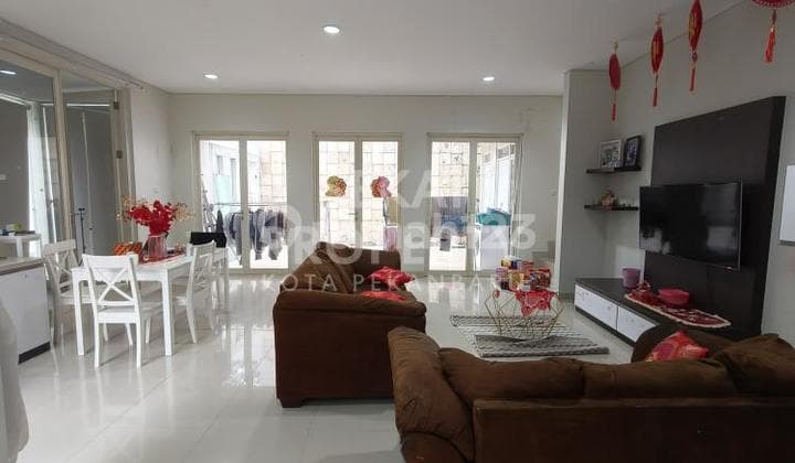 Dijual Rumah Cluster Mewah Posisi Hook Lokasi Tengah Kota Jalan Soekarno Hatta