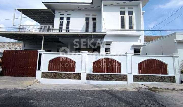 Dijual Rumah Mewah 2 Lantai di Lobak