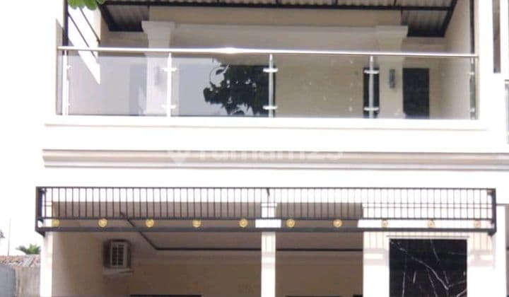 Rumah Bagus Dijual 2 Lantai ( Full Furnished)siap Huni. Cluster Depan Dgn Lingkungan Yg Bersih Dan Tenang Dan Aman.. Akses Dekat Ke.tol Bitung