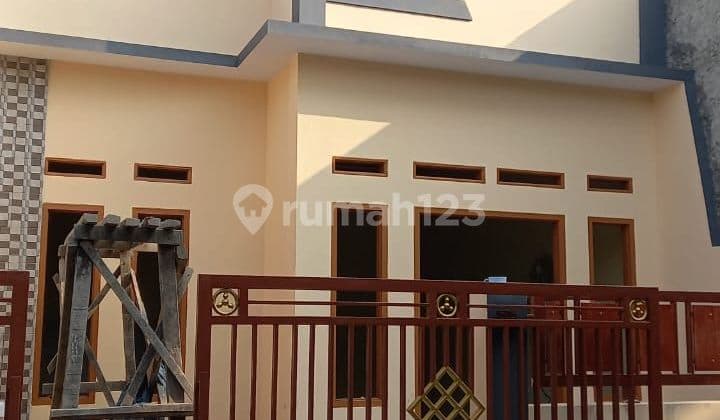 Dijual Cepat Rumah Baru Siap Huni 1 Lantai. Lingkungan Aman ,Nyaman, Bersih. Harga Murah Dgn Bangunan Baru.