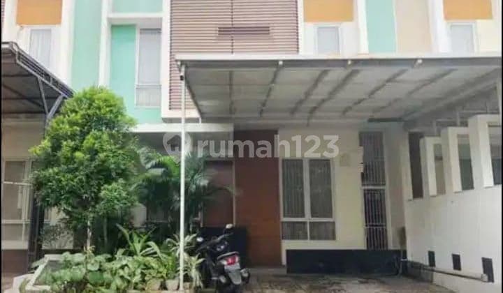 Rumah bagus ,rapi ,siap huni 2 lantai dgn lt.144 mtr. Lingkungan nyaman,bersih,tenang, asri dan aman. Kawasan bebas banjir. Perumahan dilengkapi dengan berbagai fasilitas terlengkap. Tersedia bus trans di dlm perumahan, dekat menuju tol Bitung.