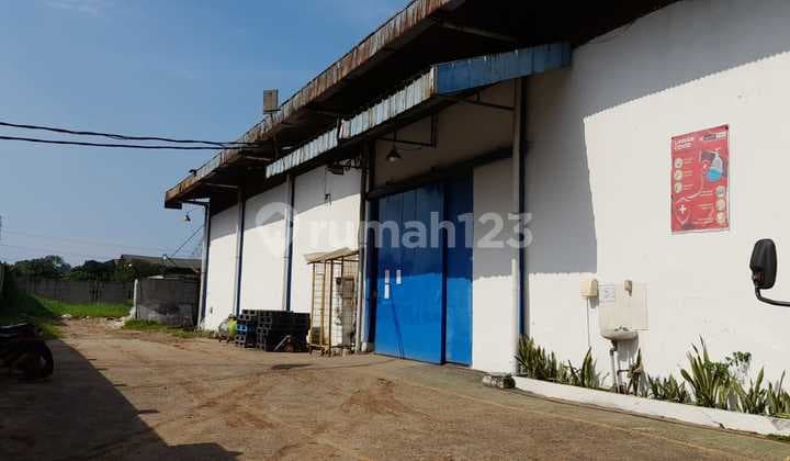 Pabrik Plastik Dijual Siap Pakai. Kawasan Industri, Raya Serang 18.8 Km Talaga Cikupa. Lt.2570. Akses Kontainer 40 Feed.