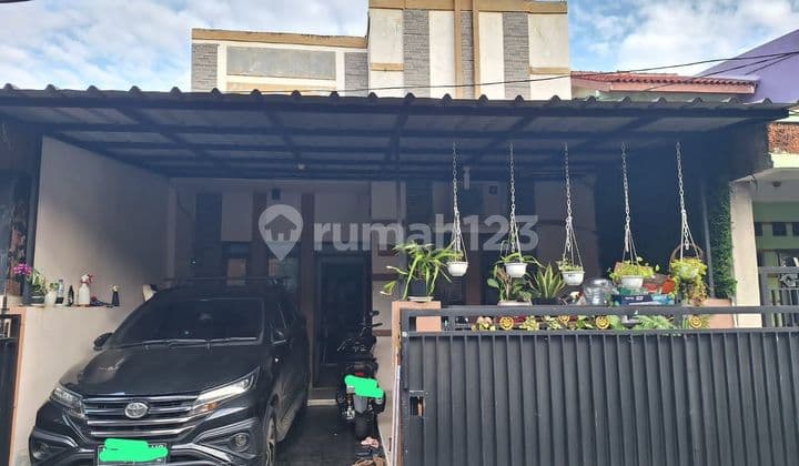 Rumah Dgn Model Sederhana, Dekat Dengan Mall Ciputra