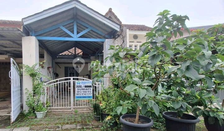 Rumah Murah Lt.96 Perlu Renov. Row Jalan Lebar.