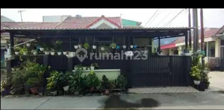 * Rumah Murah , Posisi Hook, Hadap Selatan, Siap Huni Dgn Lokasi Strategis. Hunian Dgn Lingkungan Nyaman,tenang Dgn Keamanan 24 Jam, Bebas Banjir, Tersedia Fasilitas Terlengkap Di Dlm Perumahan. Akses Dekat Ke Pintu Tol Bitung Dan Ke Karawaci.