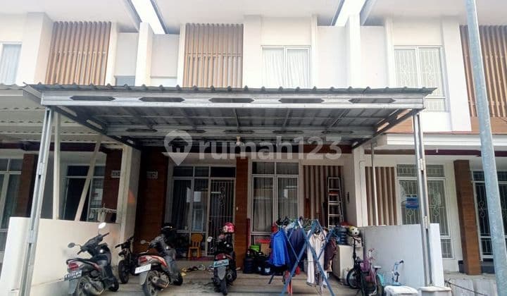 Beautiful 1.5-Storey Ready-to-Occupy Home. Comfortable, Peaceful, Green, and Safe Environment. Flood-Free Cluster. The Housing Complex is Equipped with a Trans Bus and Many Complete Facilities Provided. Access to the Bitung Toll Road is Near.