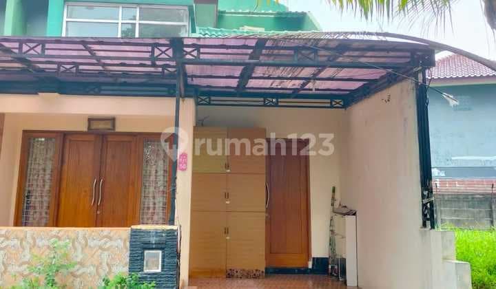 Rumah Cantik 2 Lantai di Mahagoni Park Perigi Tangsel