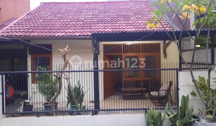 Rumah Lokasi Strategis Di Pondok Ranji Ciputat Tangsel
