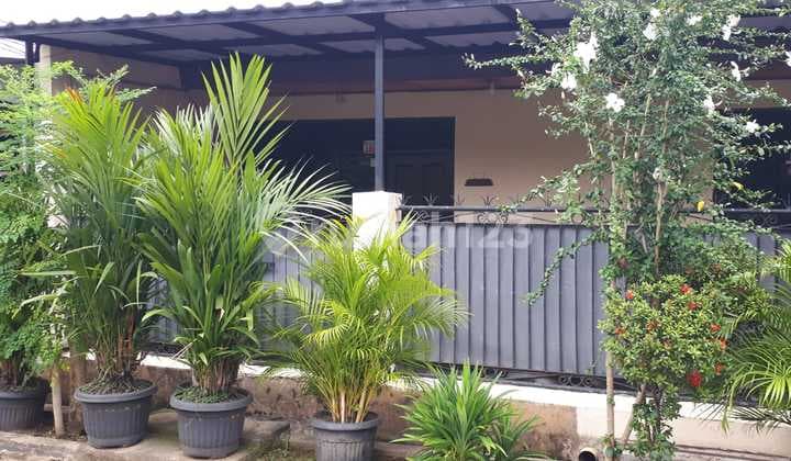 Rumah Asri Di Komplek Area Cipondoh Tangerang Kota