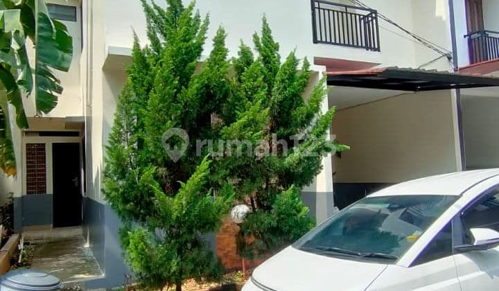 Rumah Bagus 2 Lantai Di Cirendeu
