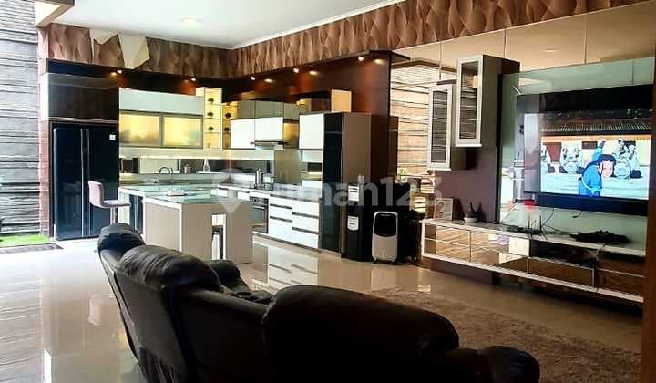 Rumah Taman Holis Indah Siap Huni