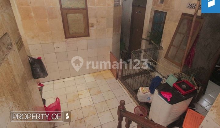 Active boarding house Ciroyom 90% 1 km from Paskal 23 Bandung city.