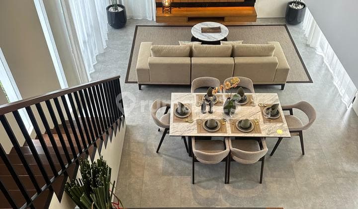 LUXURIOUS AND SPACIOUS VILLA WITH ONE GATE SYSTEM IN JIMBARAN