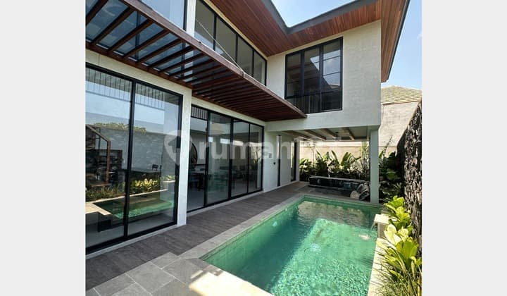 Industrial Theme Villa 3 Bedrooms Ocean View in Ungasan