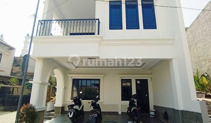 Rumah Baru Siap Huni Dalam Townhouse di Jagakarsa Posisi Hook