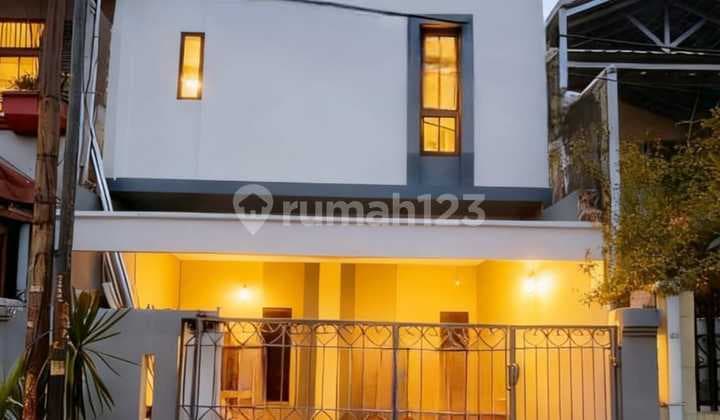 Rumah Baru Mewah 2 Lantai di Duren Sawit - Bebas Banjir & Strategis Dekat Bkt Zn93