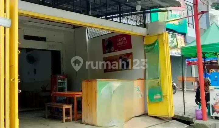 Disewa Ruko 2 Lantai Sangat Strategis di Harapan Indah Bekasi