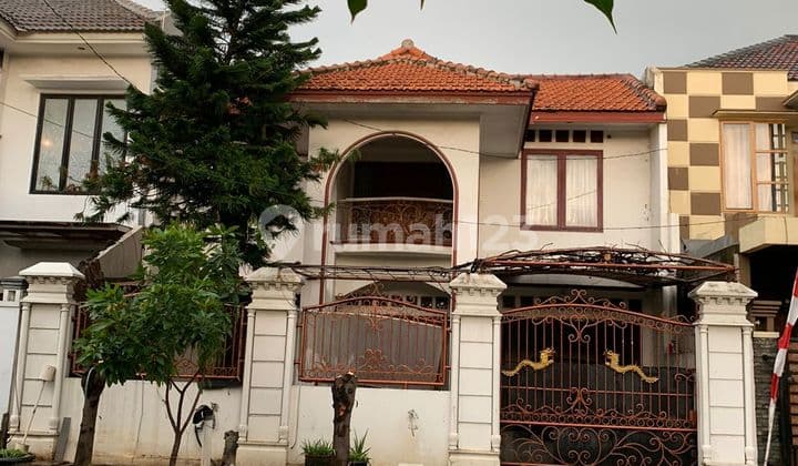 Rumah Mewah 2 Lantai Strategis di Taman Harapan Baru Thb Bekasi Dijual