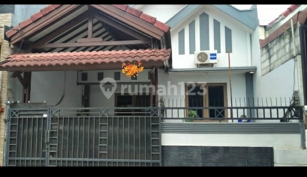 Rumah 2 Lantai Siap Huni Semi Furnish Di Taman Harapan Baru Bekasi