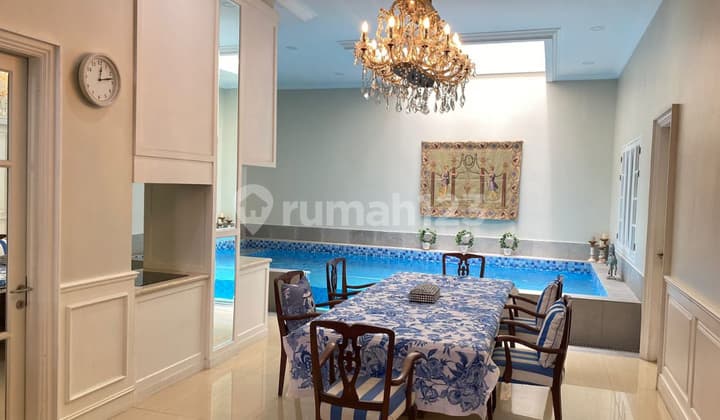 For Rent: Fully Furnished House in Senopati Area with Semi-Indoor Swimming Pool, Strategic Location