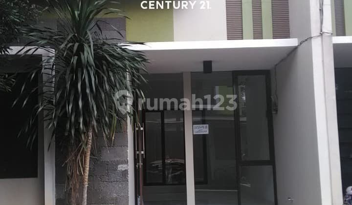 Dijual Rumah 2Lt Dlm Cluster Masih Ada Halaman Belakang