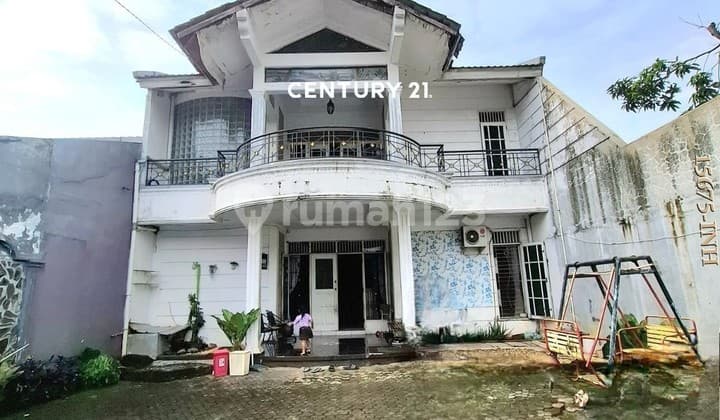 Dijual Rumah 2 Lantai Lokasi Strategis Harga Terbaik di Depok
