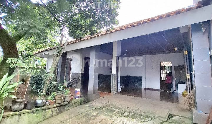 Dijual Cepat Rumah Hitung Tanah Cocok Usaha di Jakarta Selatan