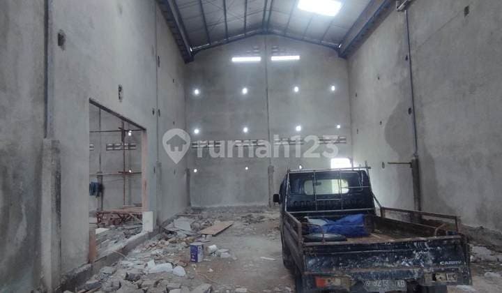 Disewa Gudang Baru + Office 5 Lantai di Kalideres Akses 20 Feet