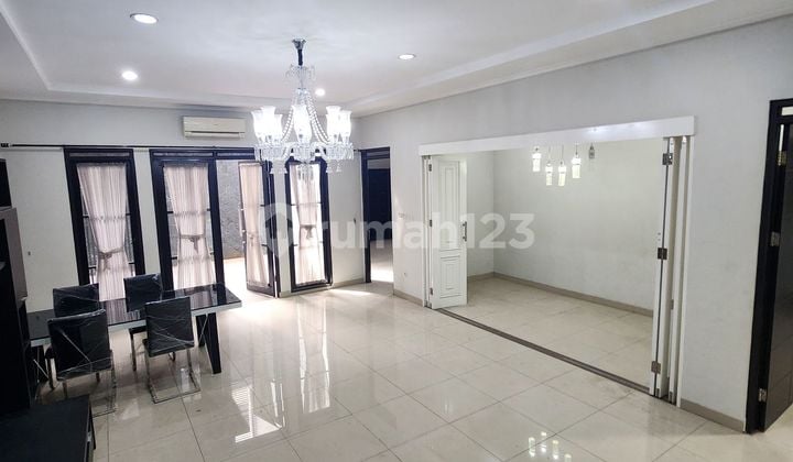 Disewakan Rumah Minimalis Modern 2.lt.bagus Sekali.batununggal